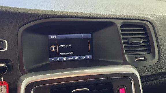 Volvo V60 13 of 18