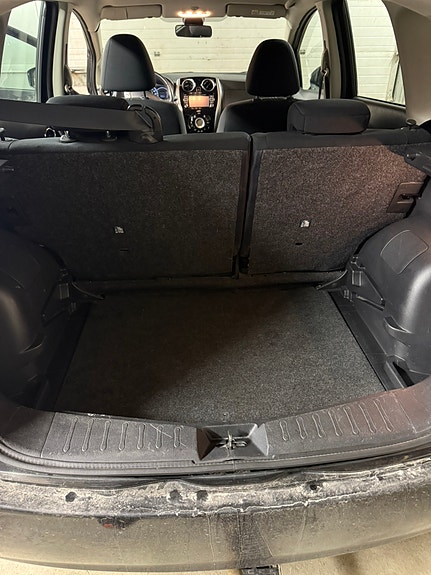 Nissan Note 9 of 12