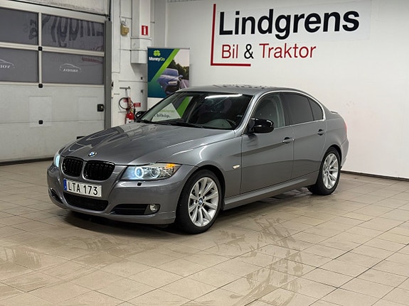 BMW 325d 2 of 5