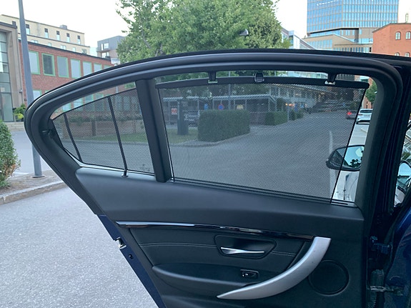 BMW 320d 22 of 23
