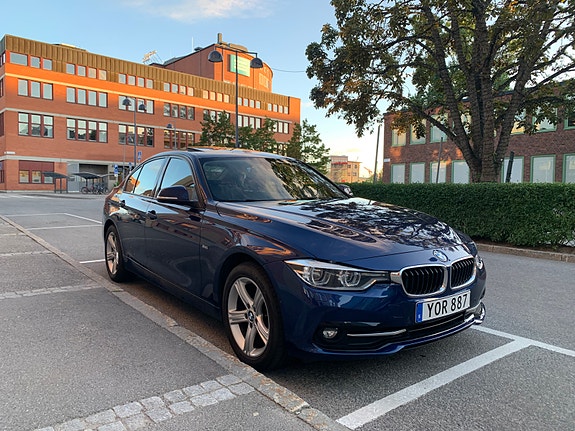BMW 320d 2 of 23