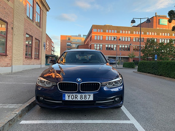 BMW 320d 12 of 23