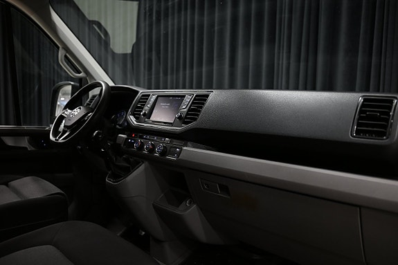Volkswagen Crafter 10 of 28