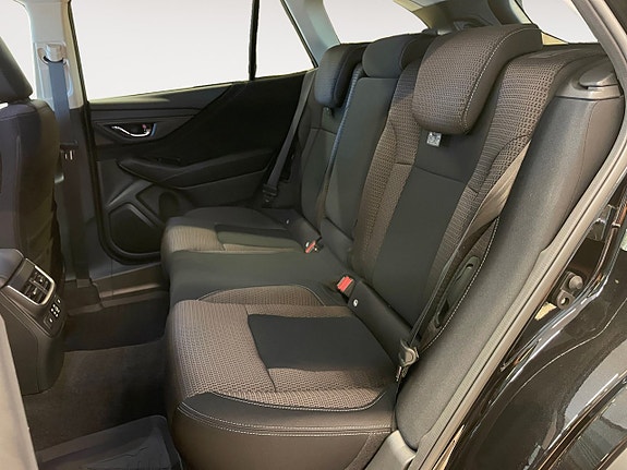 Subaru Outback 12 of 21