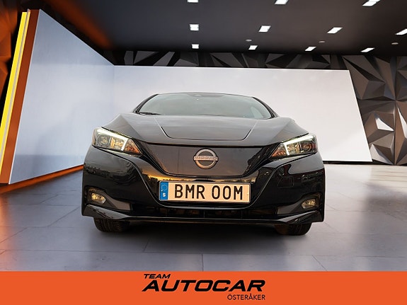 Nissan Leaf 3 of 16