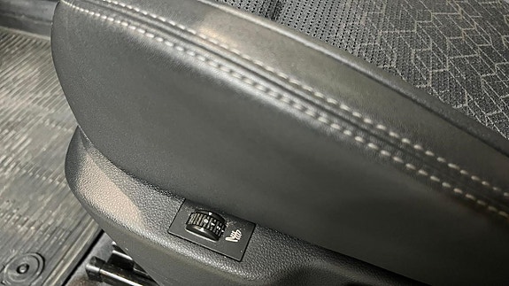 Peugeot 3008 14 of 21