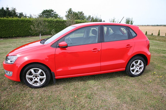Volkswagen Polo 3 of 5
