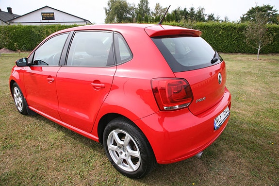Volkswagen Polo 10 of 23