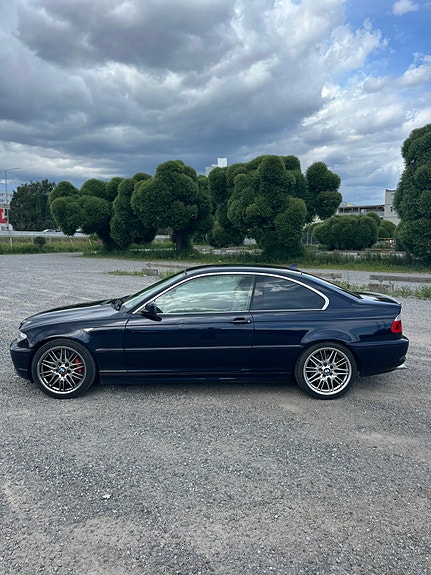 BMW 330Ci 3 of 5