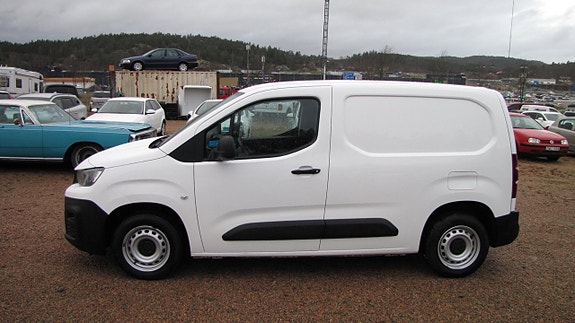 Peugeot Partner 4 of 5