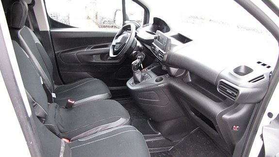 Peugeot Partner 6 of 8