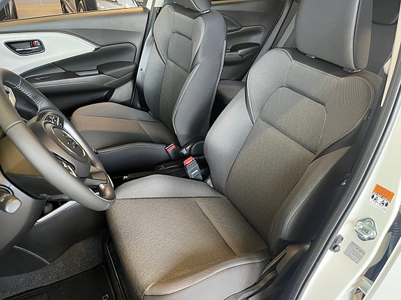 Suzuki Swift 11 of 12