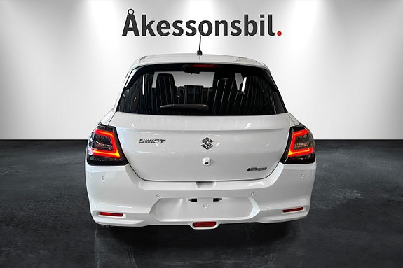 Suzuki Swift 6 of 12