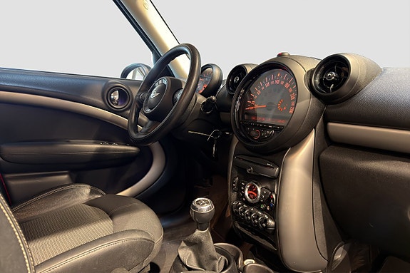MINI Countryman Cooper 10 of 15