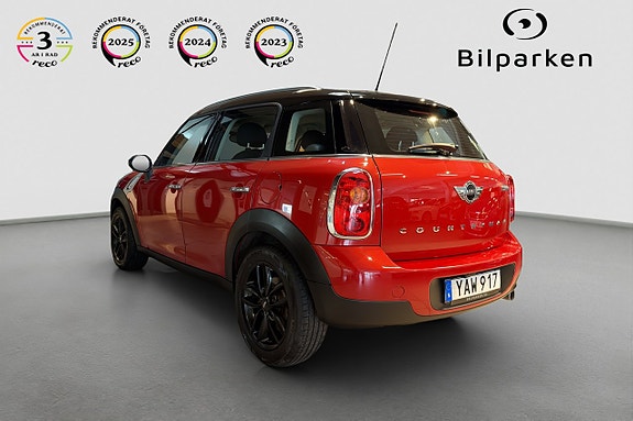 MINI Countryman Cooper 3 of 5