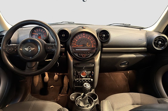 MINI Countryman Cooper 11 of 15