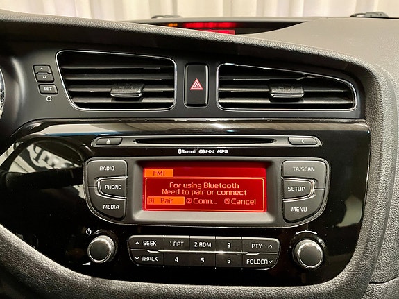 Kia Ceed 8 of 21