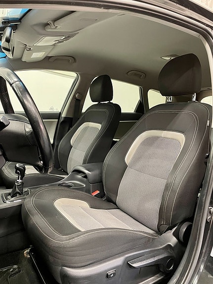 Kia Ceed 16 of 21