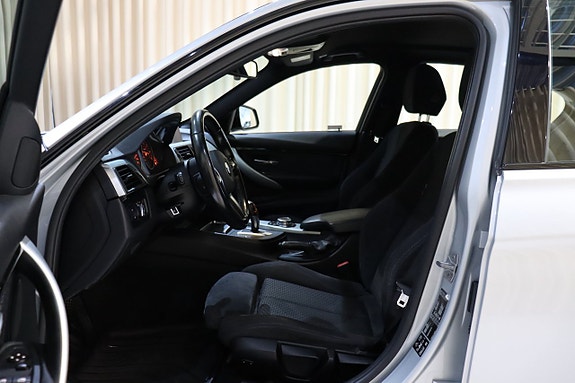 BMW 320 13 of 27