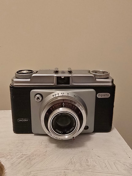 Vintage Dacora Dignette kamera i originalväska