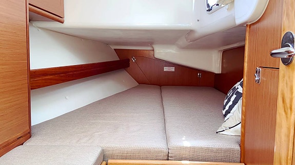Bavaria 40 Cruiser / 2010 10 of 12