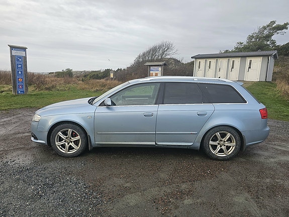 Audi A4 3 of 10
