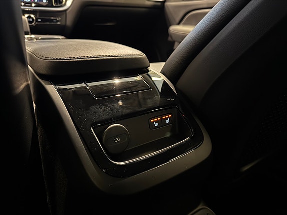 Volvo S60 19 of 27