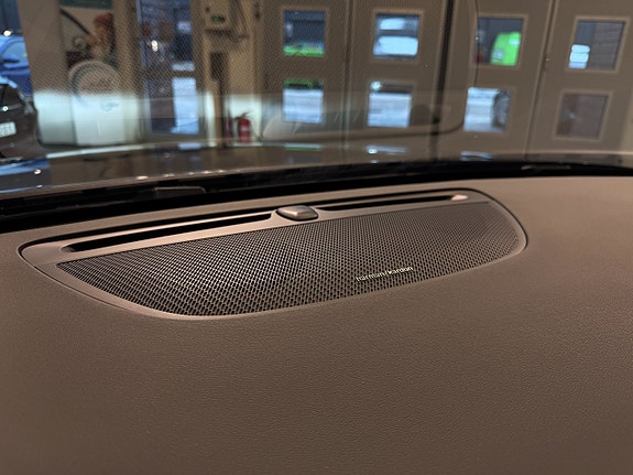 Volvo S60 21 of 27