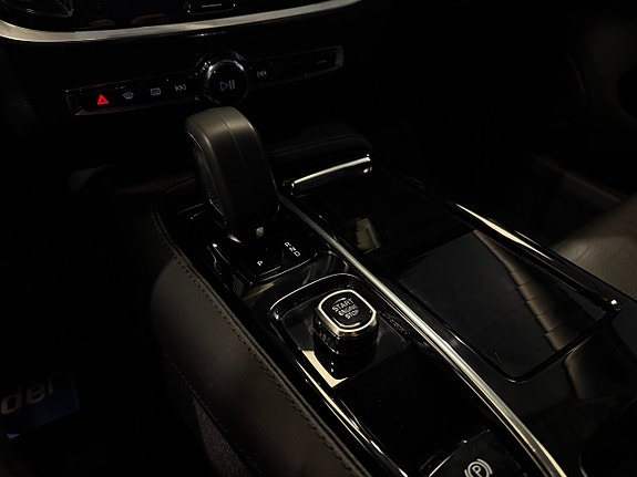 Volvo S60 16 of 27
