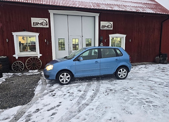 Vw polo Atraktor super skick endast 14000 mil LAGERRENSNING