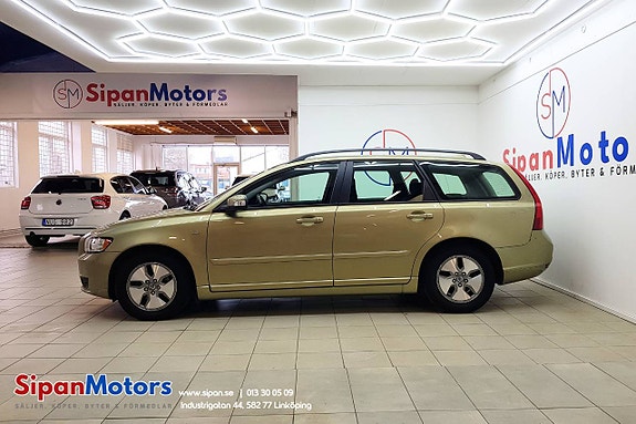 Volvo V50 7 of 21