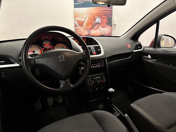 Peugeot 207 SW 15 of 25