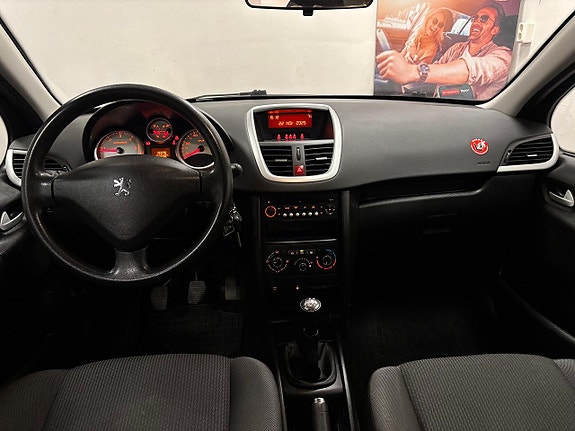 Peugeot 207 SW 16 of 25