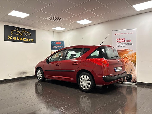 Peugeot 207 SW 4 of 5
