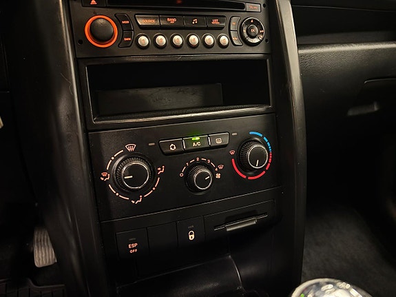 Peugeot 207 SW 18 of 25