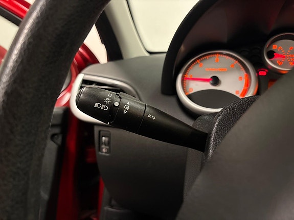Peugeot 207 SW 23 of 25