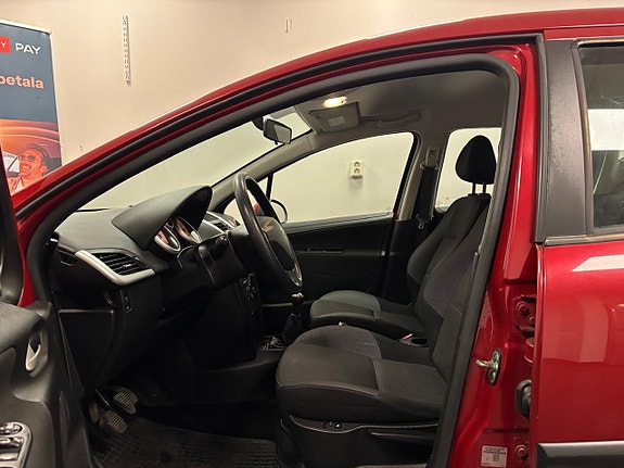 Peugeot 207 SW 9 of 25