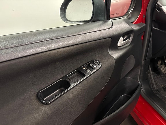 Peugeot 207 SW 8 of 25