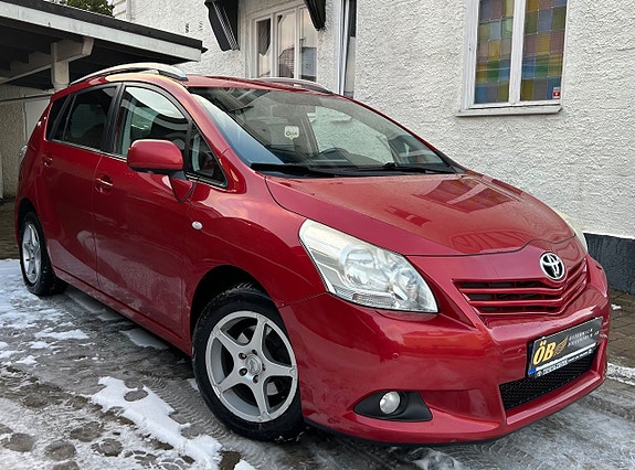 Toyota Verso 2 of 5