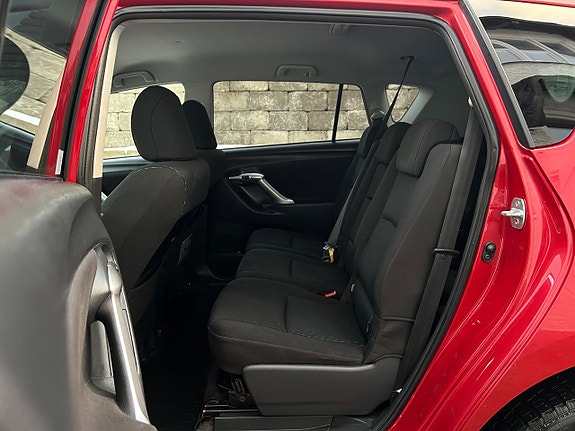 Toyota Verso 13 of 16