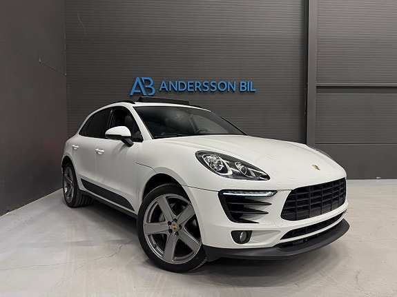 Porsche Macan S 2 of 5