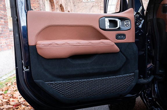 Jeep Wrangler 25 of 30