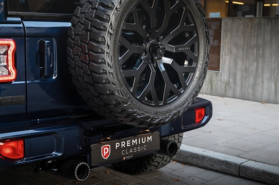 Jeep Wrangler 20 of 30