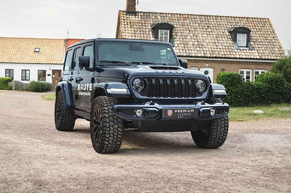 Jeep Wrangler 2 of 30