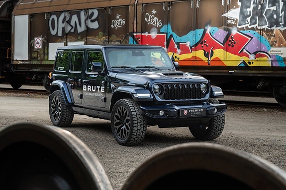 Jeep Wrangler 10 of 30