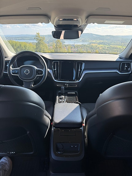 Volvo V60 8 of 13