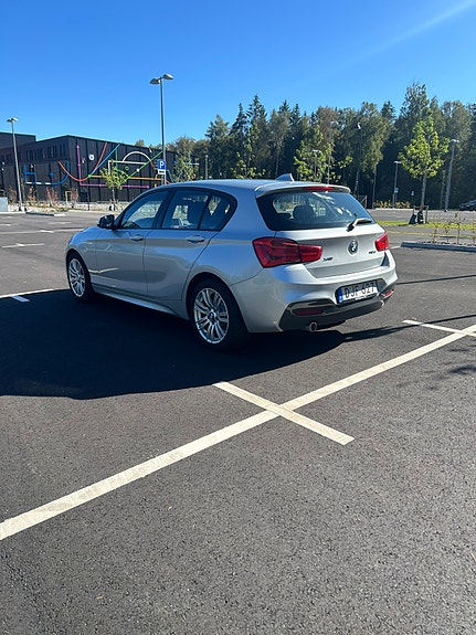 BMW 118d 2 of 5