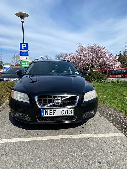 Volvo V70 4 of 7