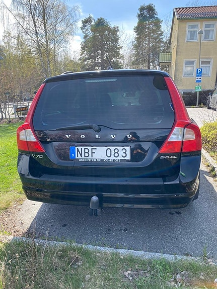 Volvo V70 5 of 7