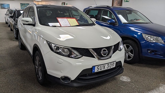 Nissan Qashqai 2 of 5